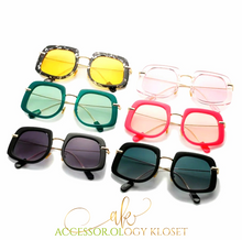 Load image into Gallery viewer, Looking Into My Eyes Sunglasses