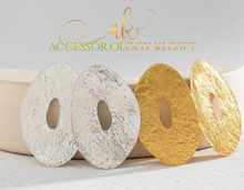 Load image into Gallery viewer, Oval Obsession Earrings