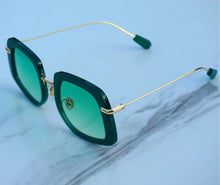 Load image into Gallery viewer, Looking Into My Eyes Sunglasses