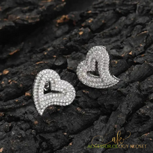 Load image into Gallery viewer, Nicole's Heart Earrings