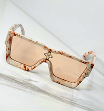 Load image into Gallery viewer, LAVISH LOOK SUNGLASSES