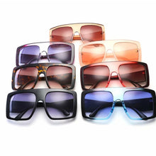 Load image into Gallery viewer, Blocking the Shade