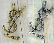 Load image into Gallery viewer, Wired Letter Brooch/Pin