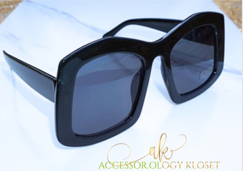 Sylvia Renee Oversized Sunglasses .