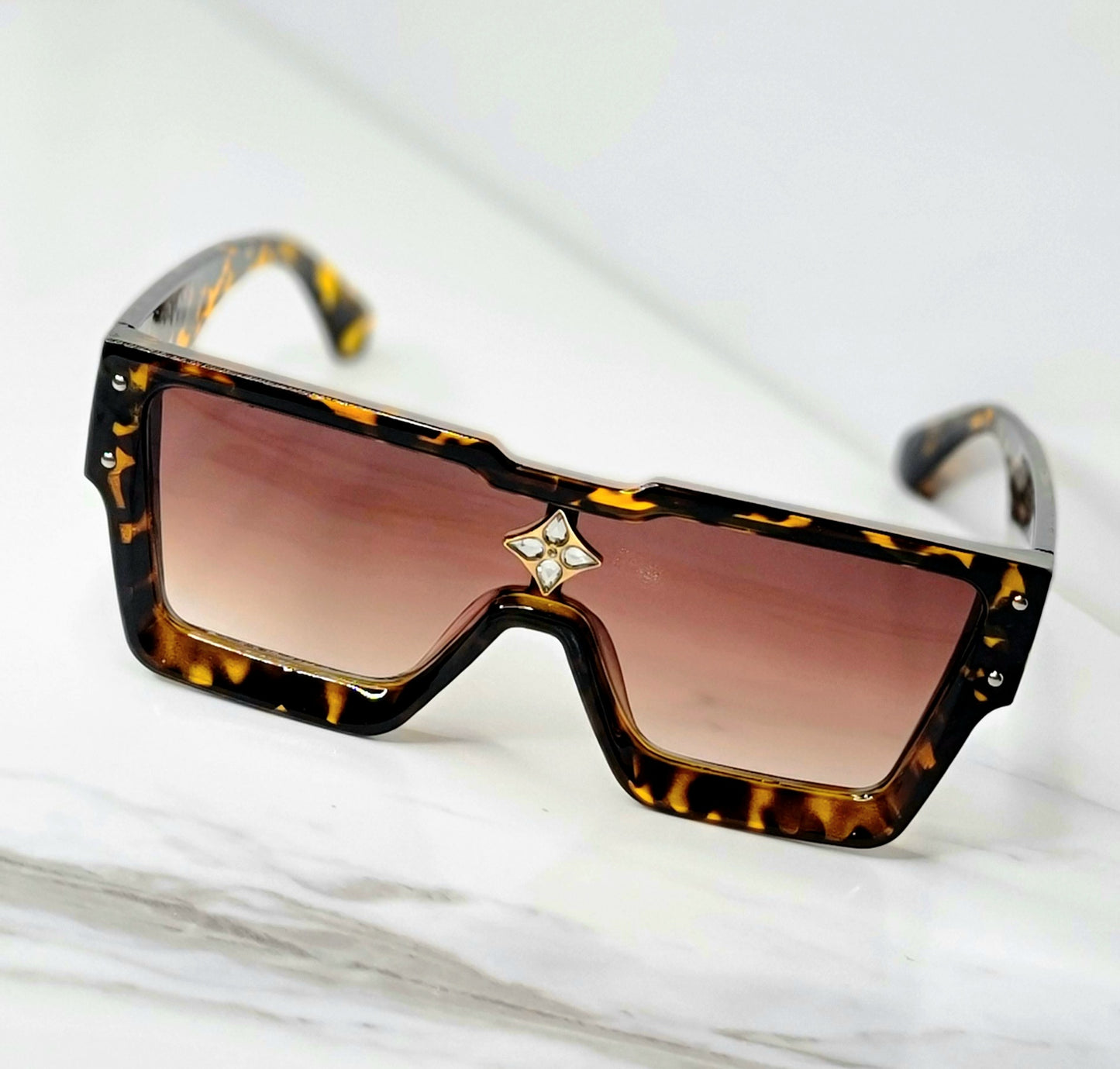 LAVISH LOOK SUNGLASSES