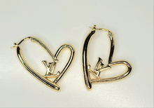 Load image into Gallery viewer, Luxe&#39; My Heart Earrings
