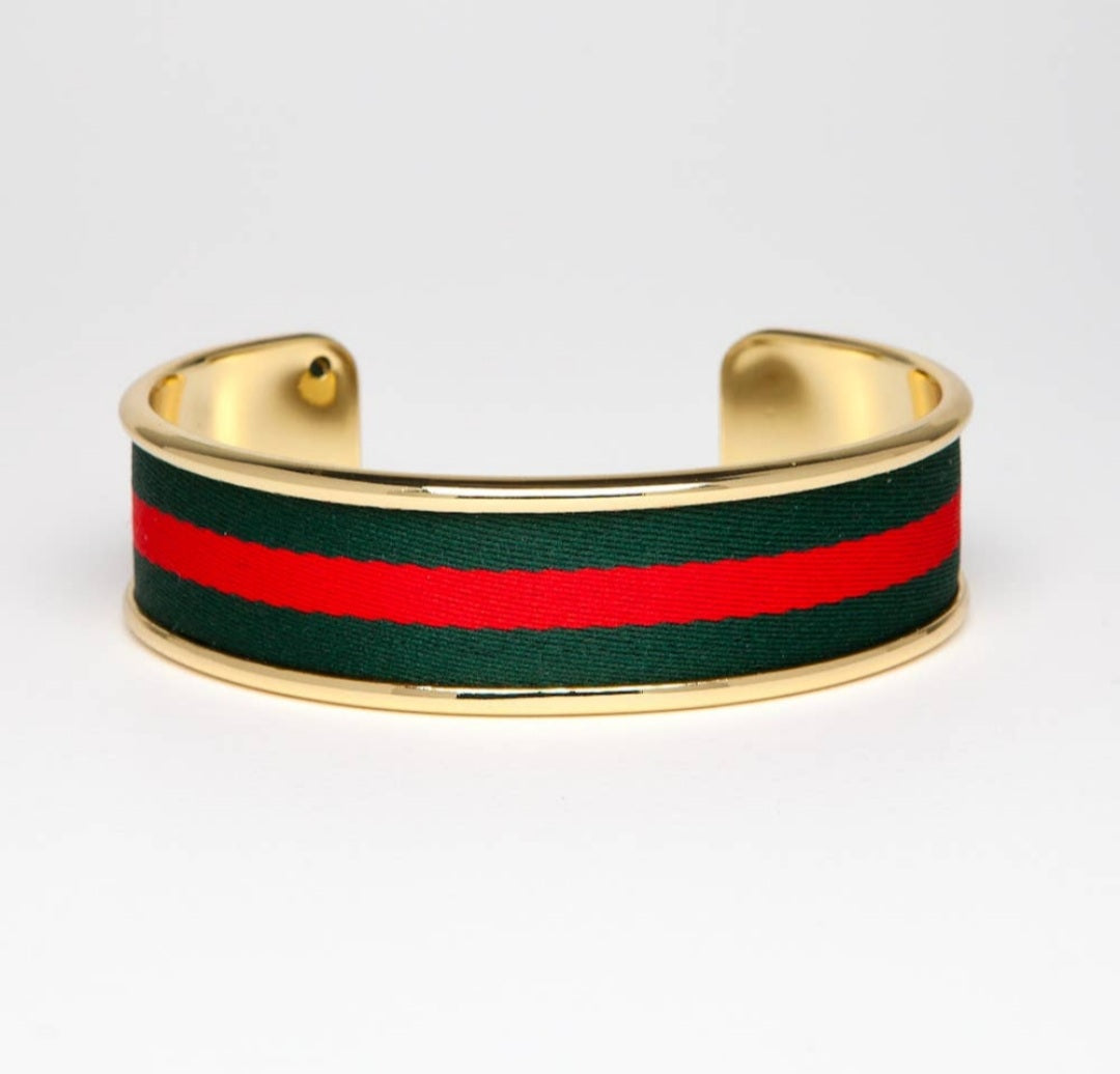 G Ribbon Bangle