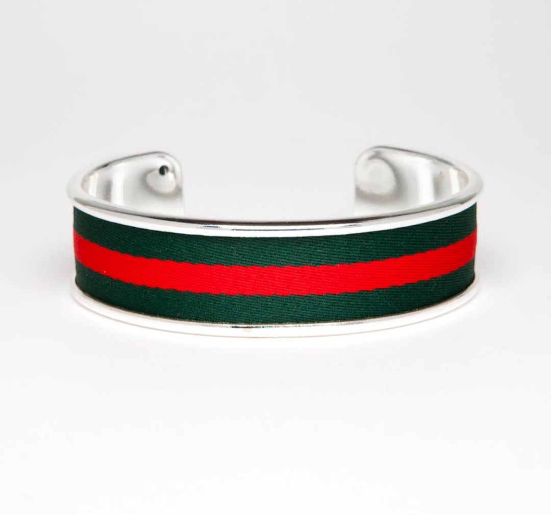 G Ribbon Bangle