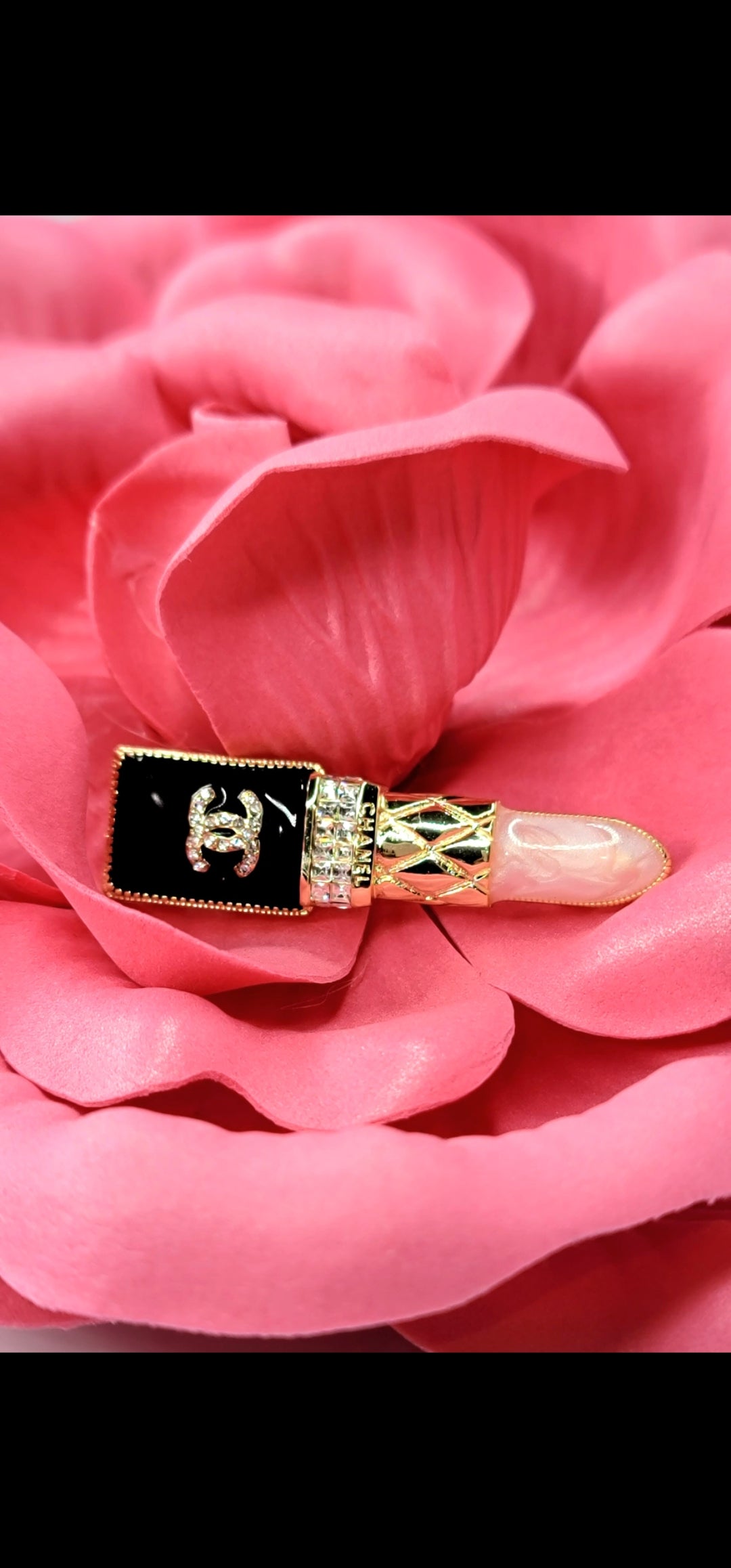 Lip Stick is a Girls Best Friend Brooch/Pin